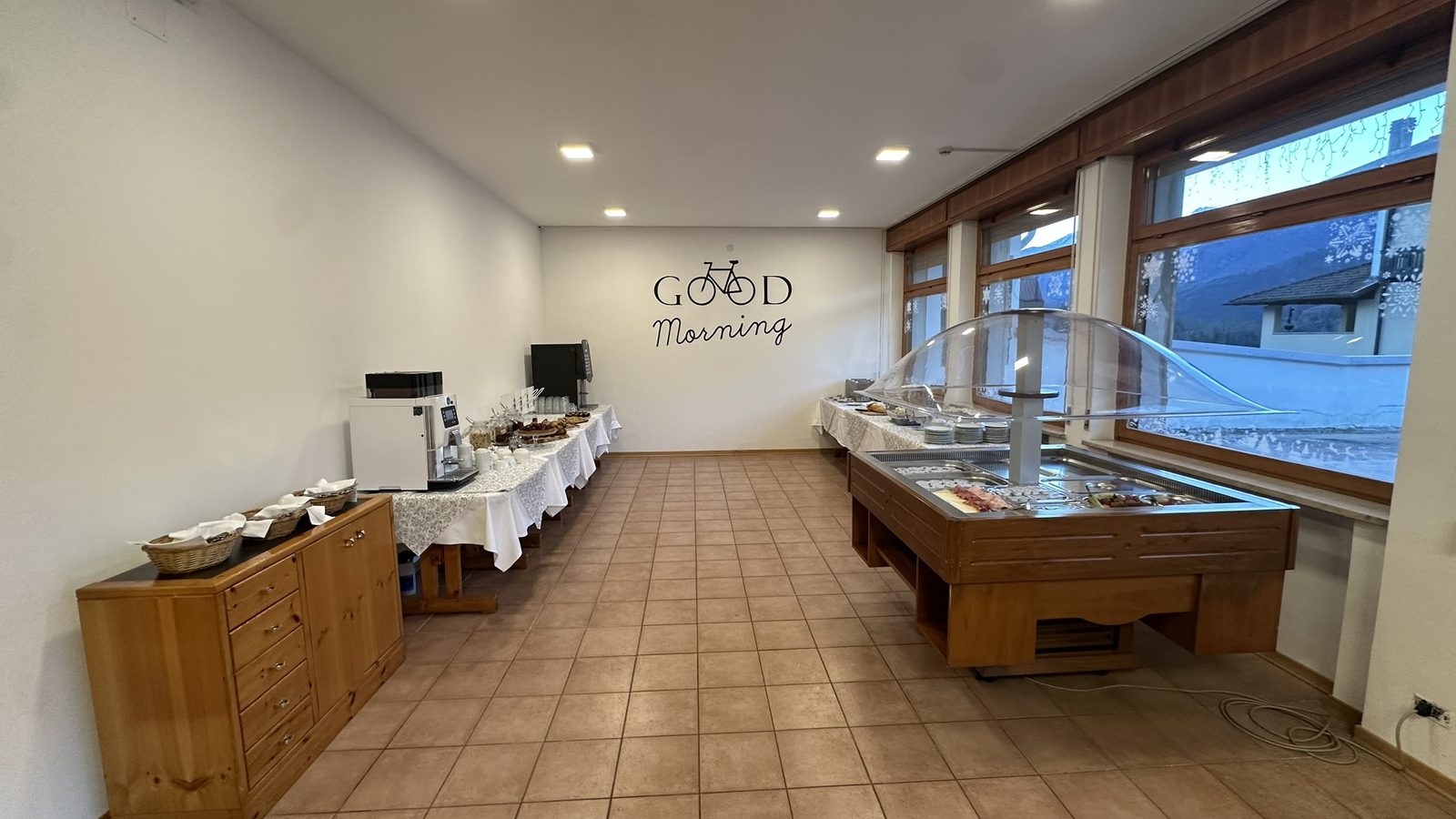 Sala buffet della colazione del Bike & Bikers Hotel